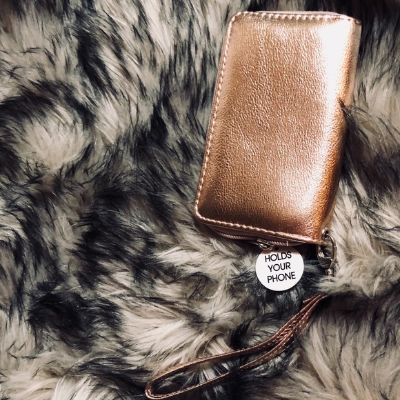 Handbags - large zip up wallets